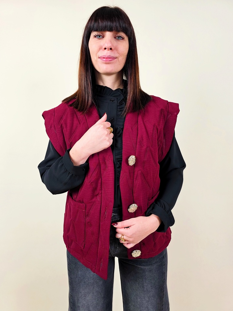 Gilet sans manche bordeaux boutons dorés