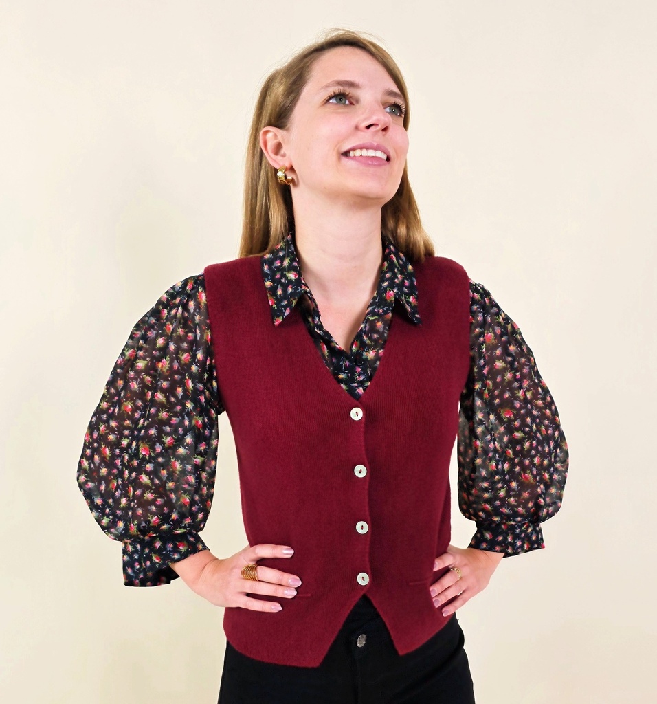 Gilet sans manches bordeaux à boutons