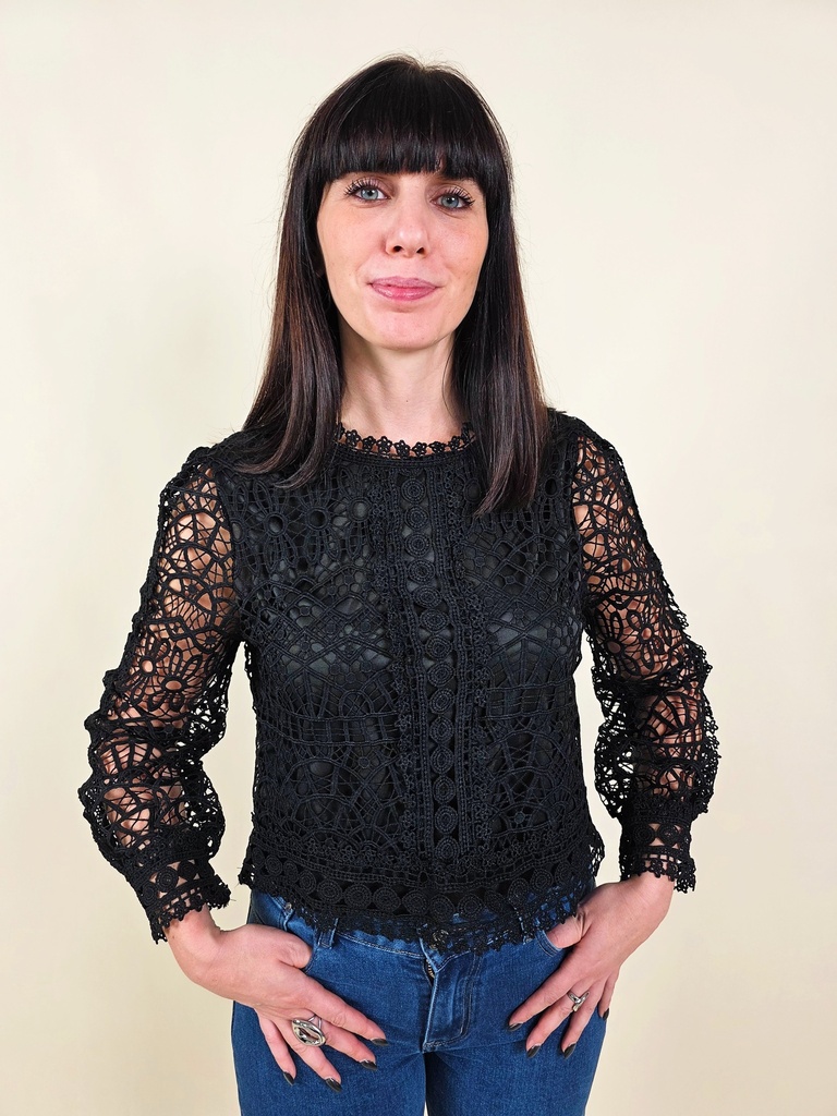 Blouse en dentelle ajourée noir