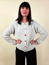 Cardigan laineux beige col rond avec boutons cœurs