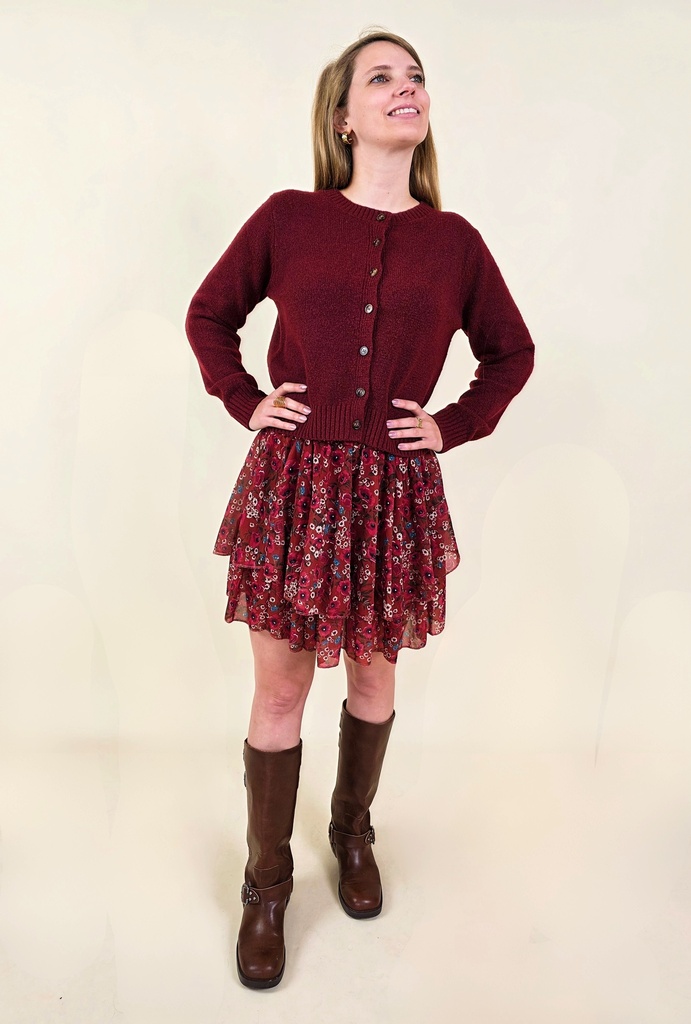 [00138] Mini-jupe fleurie à volants rouge