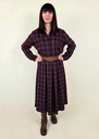 Jupe longue plissée à motifs carreaux bordeaux avec ceinture