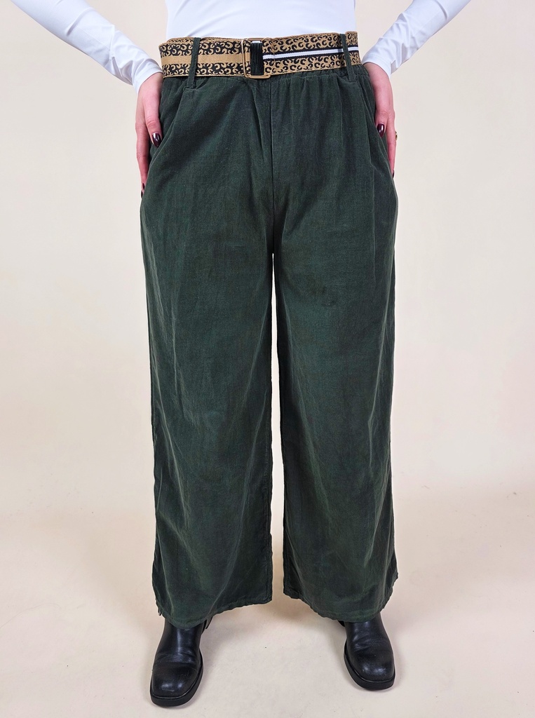 [00233] Pantalon vert en velours