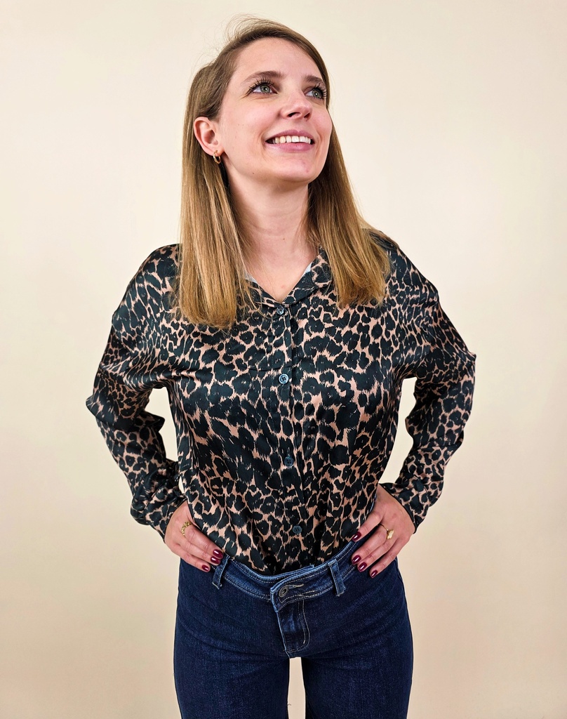 [00236] Chemisier satiné à motif léopard