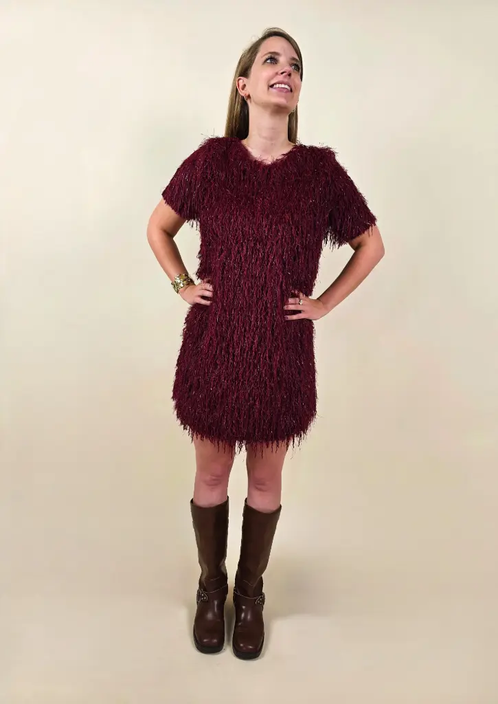 Robe courte bordeaux à franges