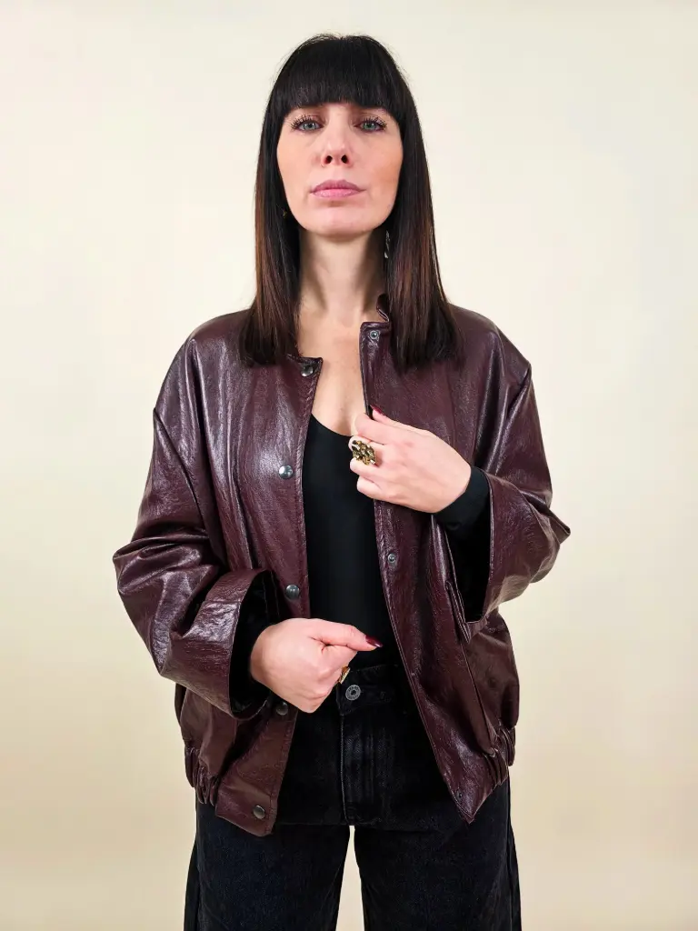 [00271] Veste similicuir bordeaux