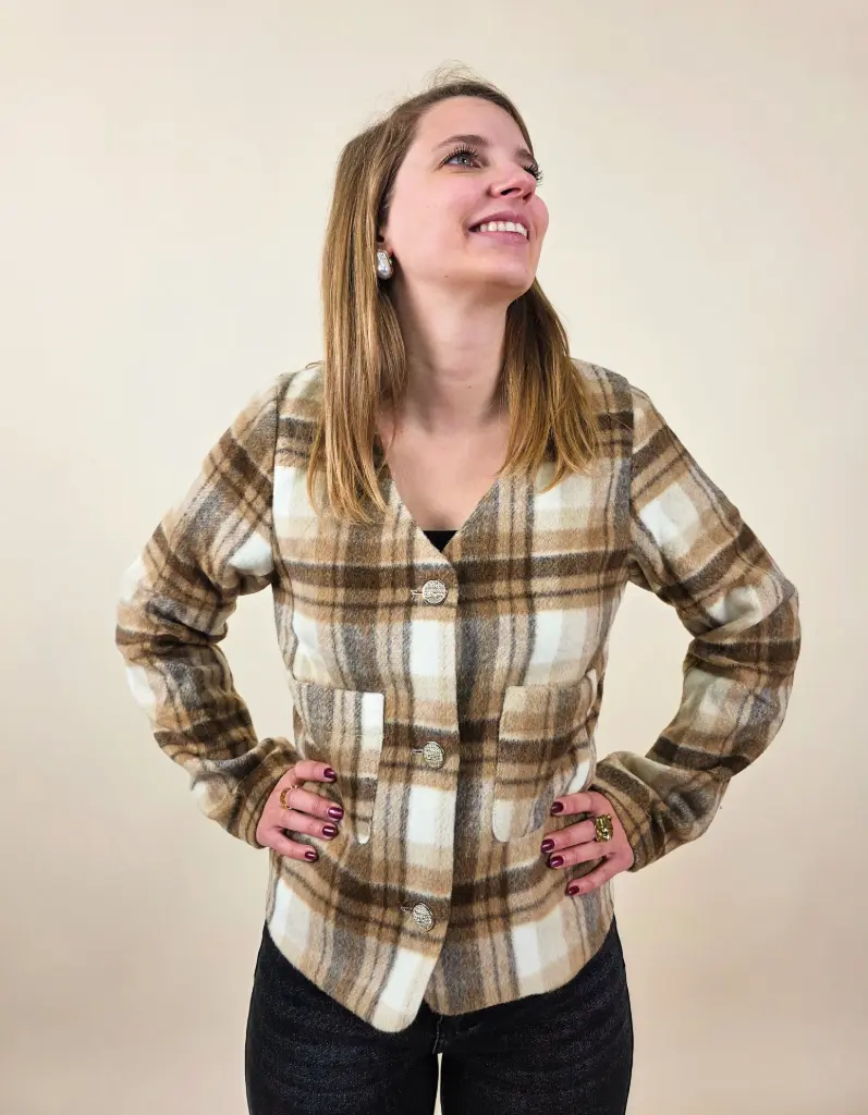 Veste courte beige et marron à carreaux 