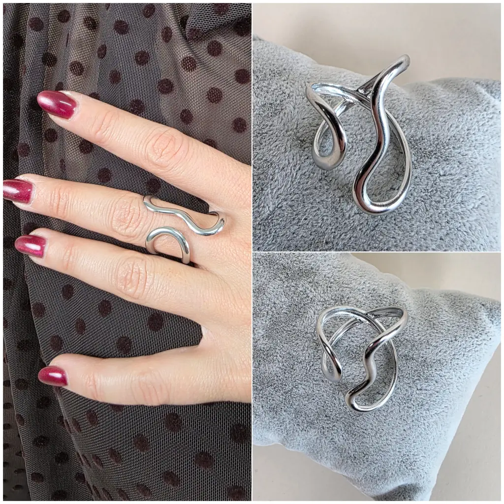 Bague large argentée ondulée 