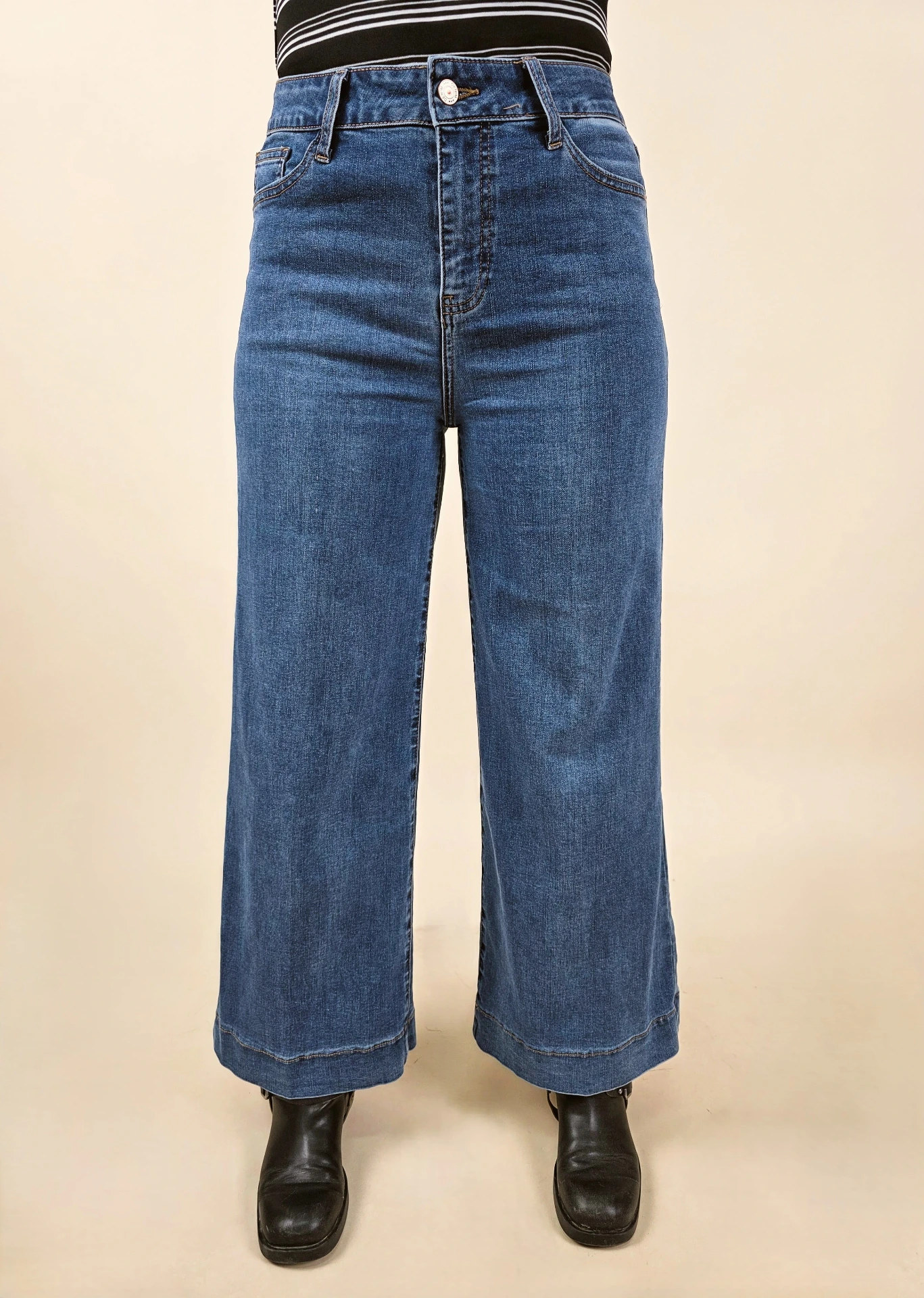 Jeans large taille haute à ourlets larges