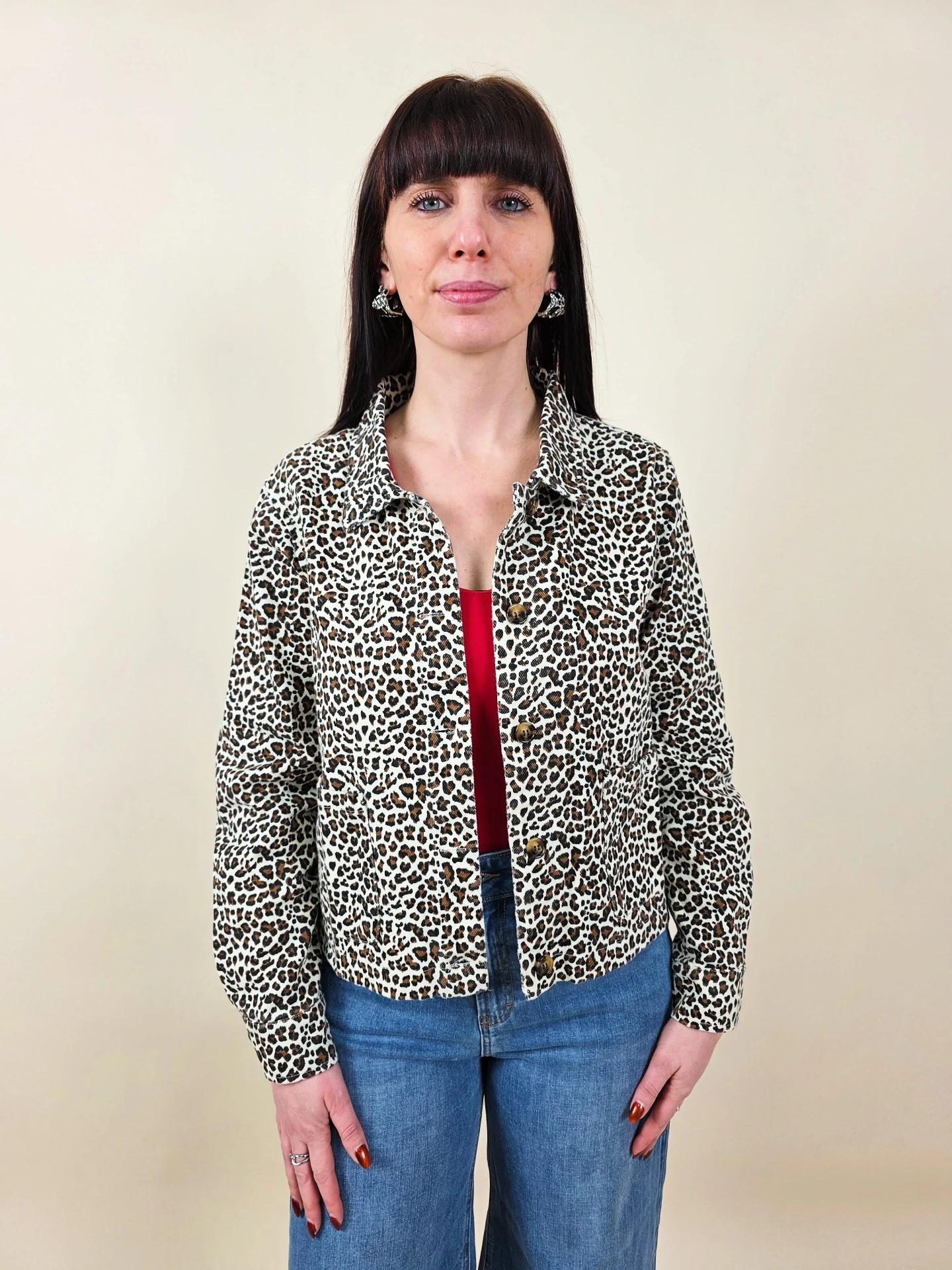 Veste courte en jeans imprimé léopard