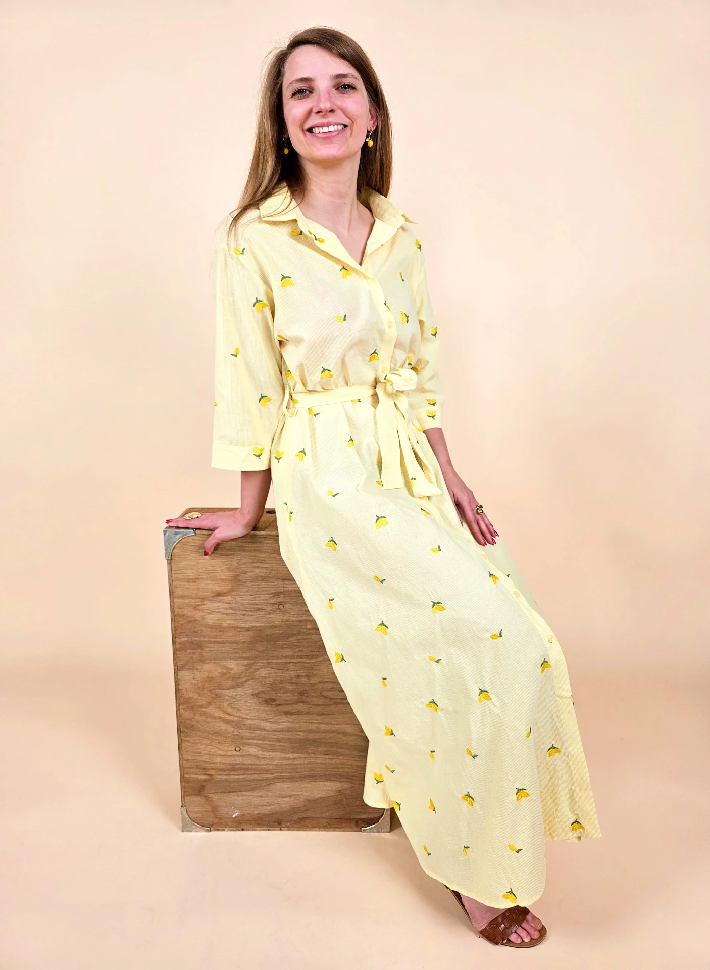 [00593_S] Robe jaune pastel à broderies citrons (S)