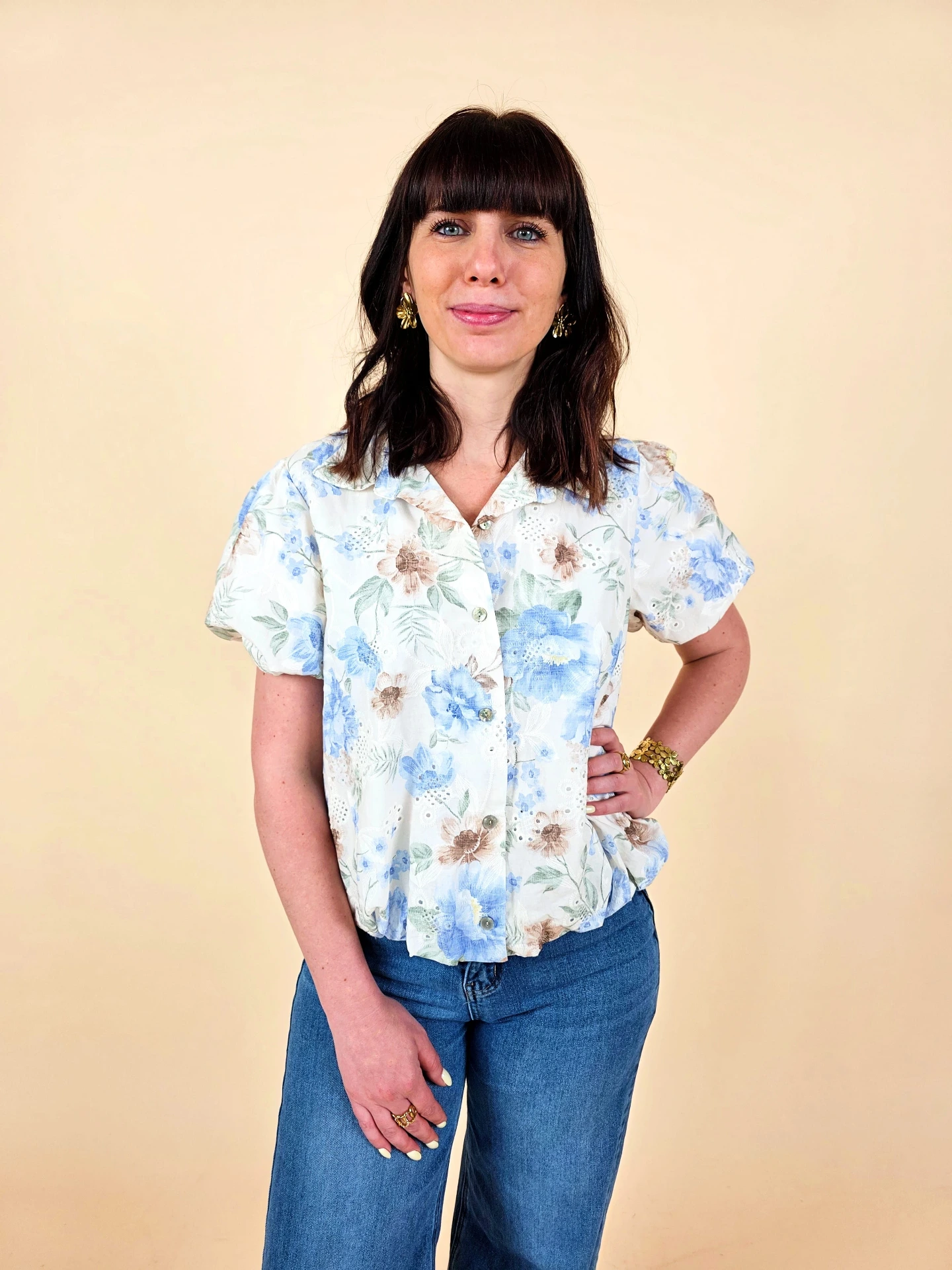 Blouse vintage romantique en broderie anglaise