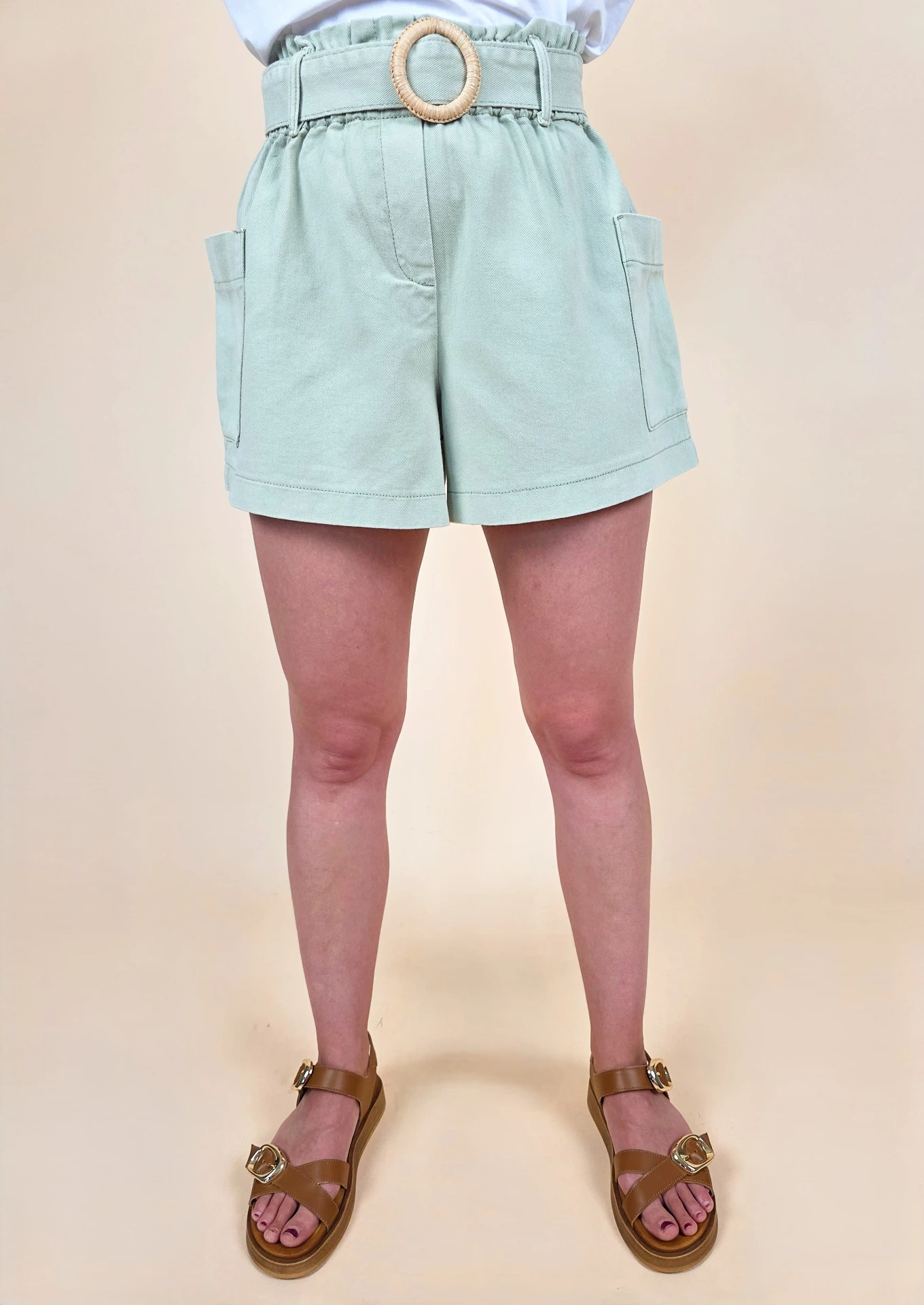 Short taille haute ceinturé