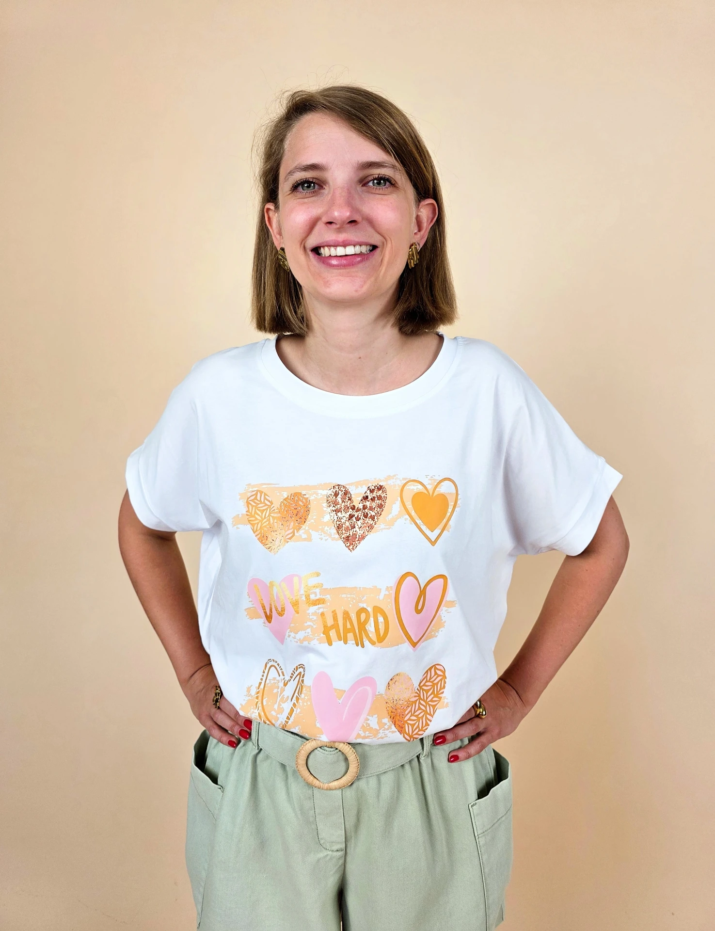 T-shirt blanc décontracté à motifs cœurs